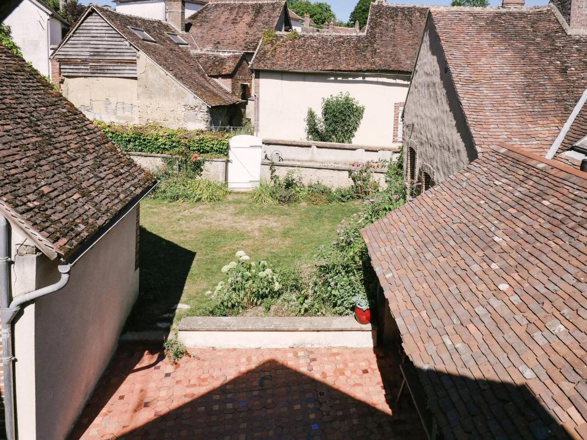La Maison Pieuse Villiers-Saint-Benoit Exterior photo