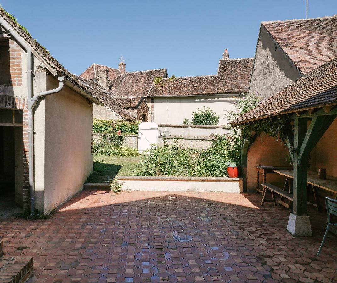 La Maison Pieuse Villiers-Saint-Benoit Exterior photo